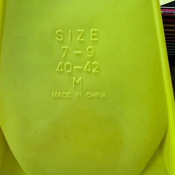 MTA PRO Full Foot Swim Fins Yellow/Black size 7-9 Medium - Picture 4 of 5